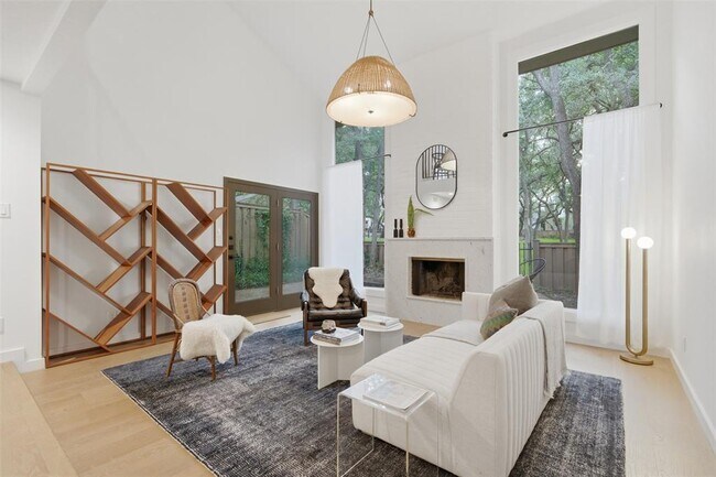 Photo - 8300 Summer Pl Dr