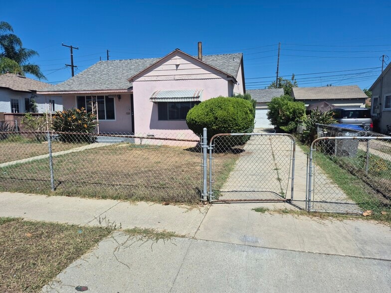 2809 W 152nd St