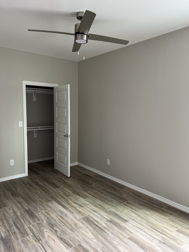 Photo - 84 E La Vista Ave Unidad 4