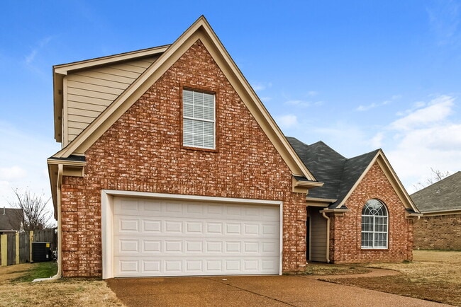 Photo - 115 Clear Springs Dr