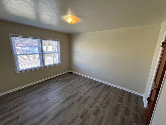 Photo - 2904 Lincoln St