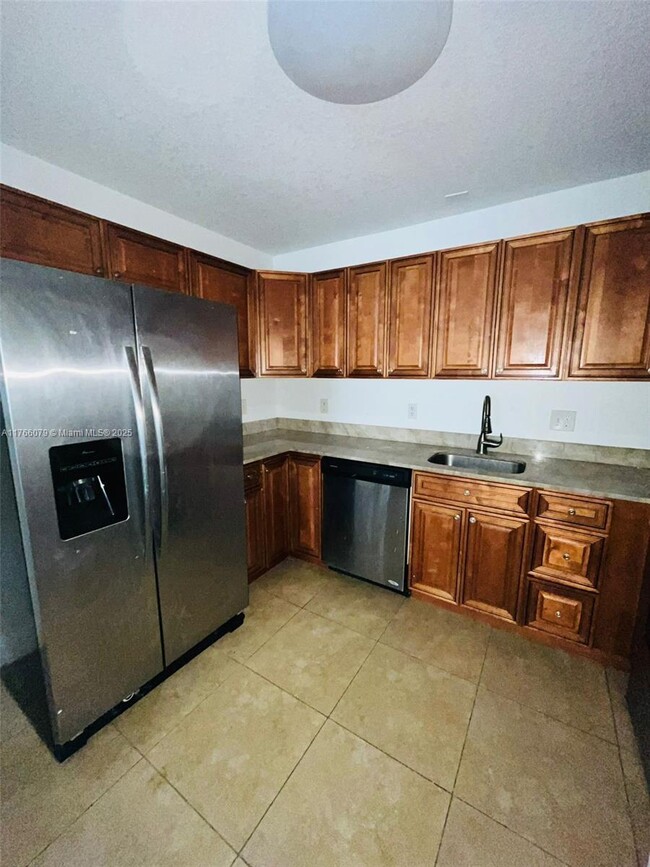 Photo - 7701 SW 10th Ct Apartment Unit D