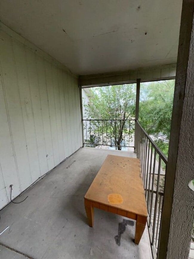 Photo - 1100 sqft under $1000-Calallen Area Unit 4250 Calallen Drive #3