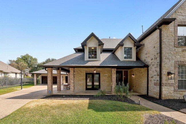 Photo - 104 Hazeltine Dr Casa