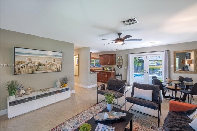 Photo - 505 SE 25th Ave Unit 2