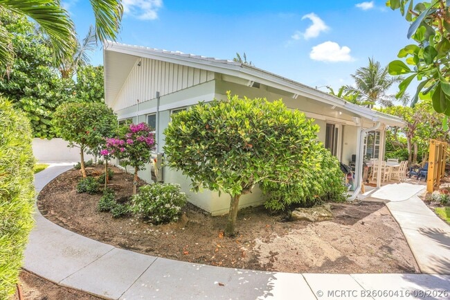 320 S Ocean Blvd Unit V-F