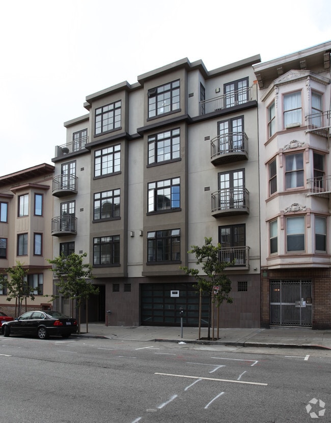 Photo - 1725 Washington St