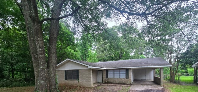 3 Bedroom 1.5 Bath Home in Pineville, LA - 3 Bedroom 1.5 Bath Home in Pineville, LA