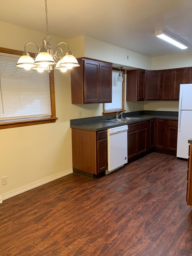 1001 Logan Rental House Rental in Mc Donald, OH