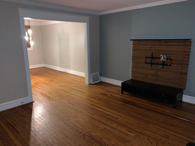 Sala de estar - 113 Edison Ave