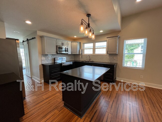 Photo - 1202 Harlan St