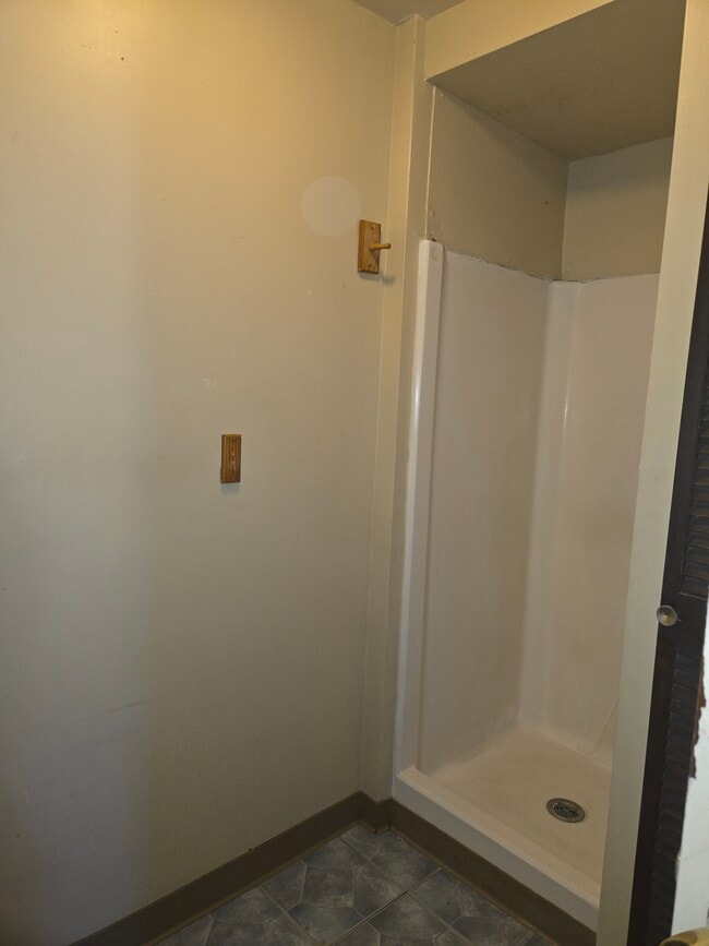 Photo - 150 Forest Ave Unit Lower