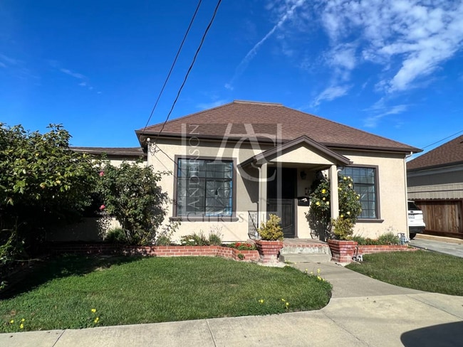 Photo - 12 8th St Unit A