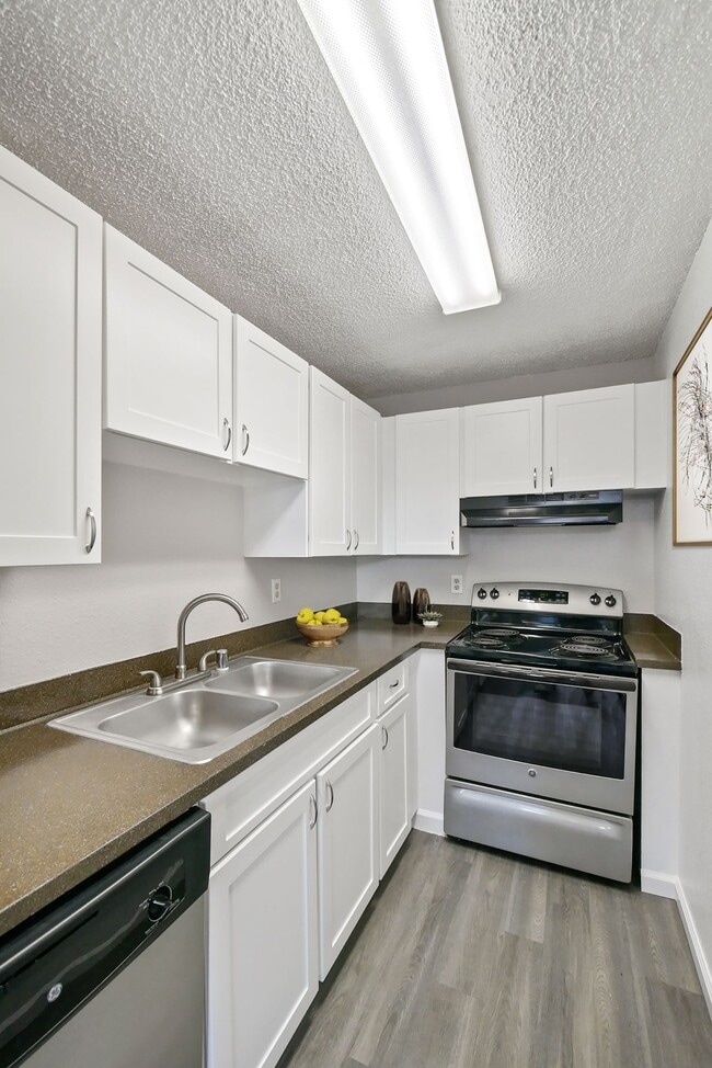 Photo - Madrona Estates