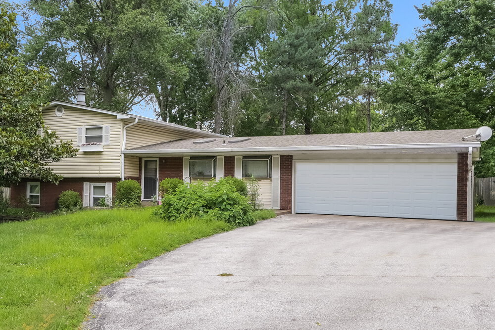 Photo - 3935 Parker Rd