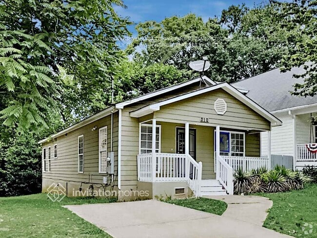 Building Photo - 210 Farrington Ave SE Rental