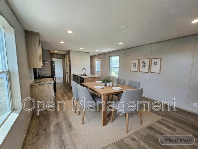 Photo - 700 S 12th St House