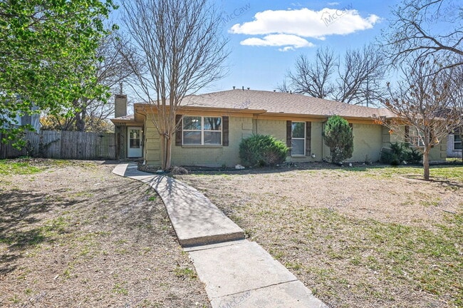 Building Photo - 4302 Segura Ct N