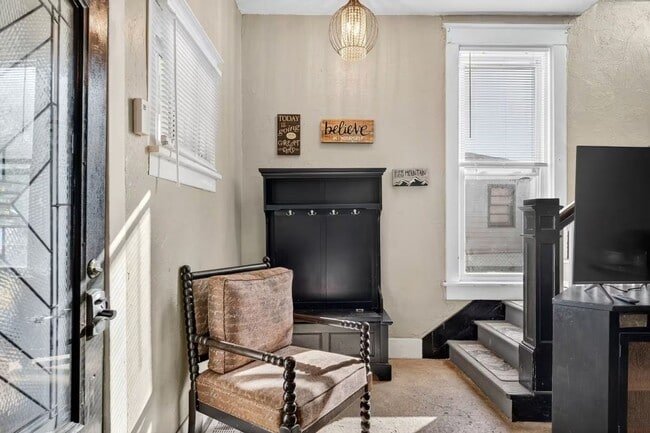 Photo - 1821 6th Ave