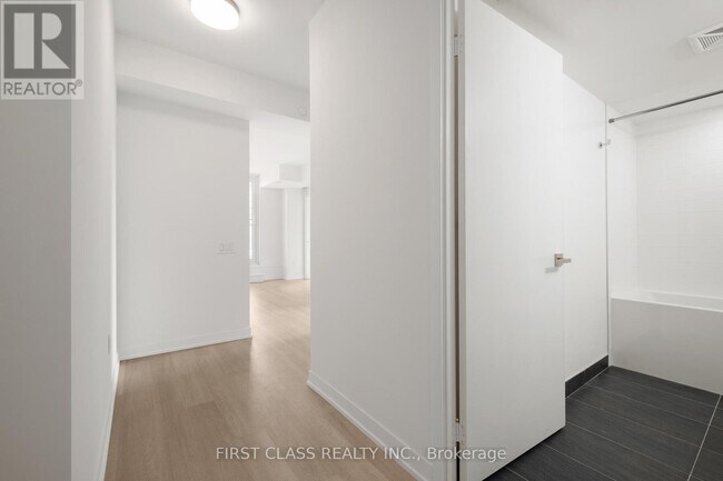 Photo - 500 Wilson Ave Unit 922