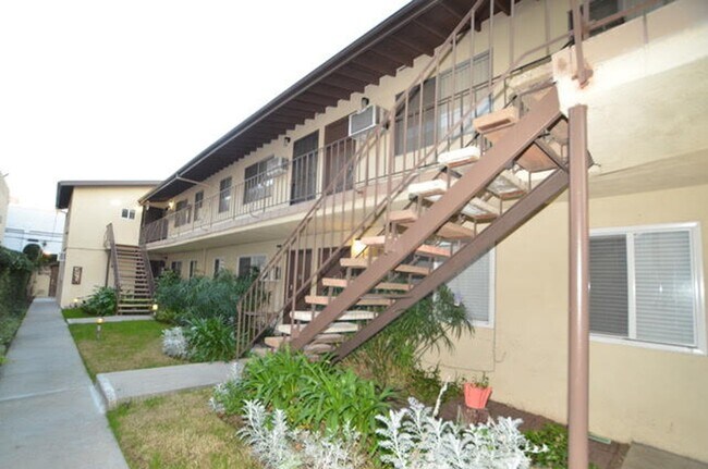 613 - Marlin Manor