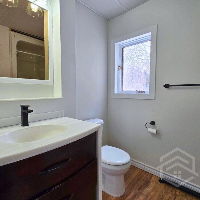 Photo - 1-Bedroom available in Courtland !! Unité A