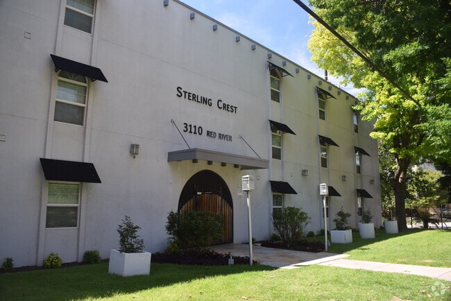 Building Photo - 3110 Red River St Unit 204 Rental