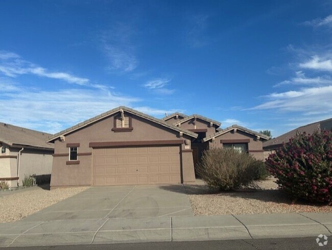 Building Photo - Cooper Commons single level 3 bedroom home