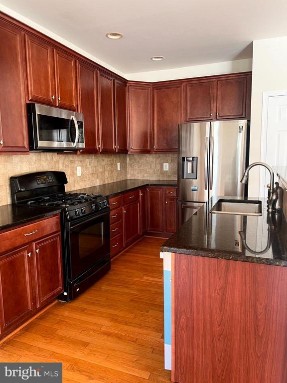 Photo - 25205 Larks Terrace