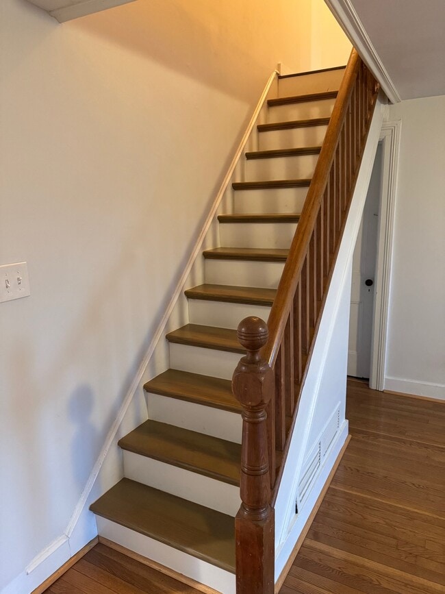 25 Hibernia Ave