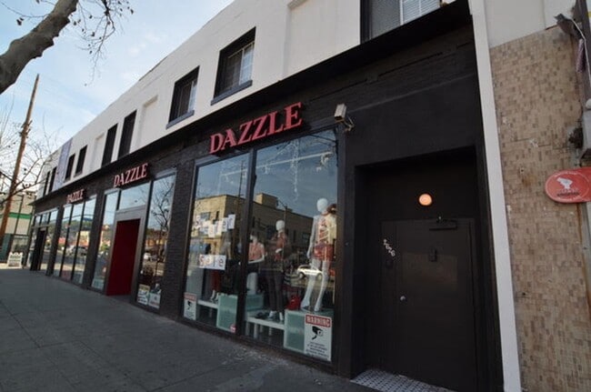 2626-2634 N Broadway