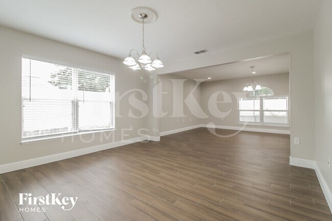 Photo - 2982 Bonkirk Dr