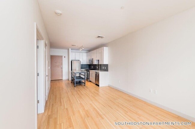 Photo - 320 D St Unidad 308