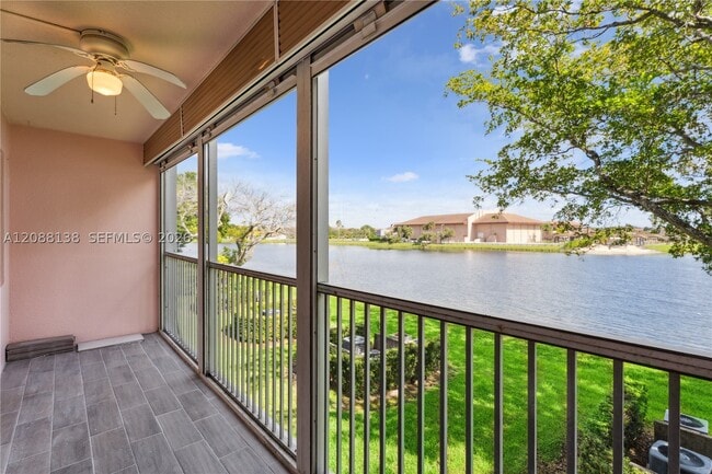 Photo - 1301 SW 134th Way Unit 213B