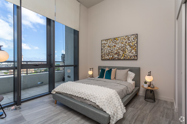 Caoba Miami Worldcenter Apartments, 698 NE 1st Ave, Miami, FL - RentCafe