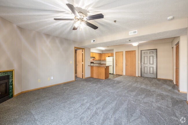 2BR, 2BA — 1,100SF — Living Room
