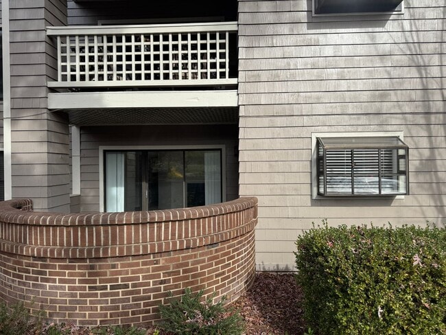 Photo - 730-108 Washington St.