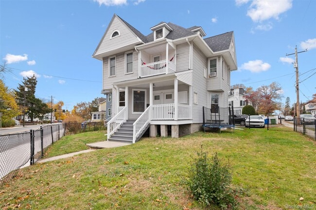 Photo - 33 Wickham Ave