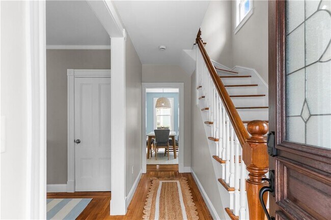 11 Ann St