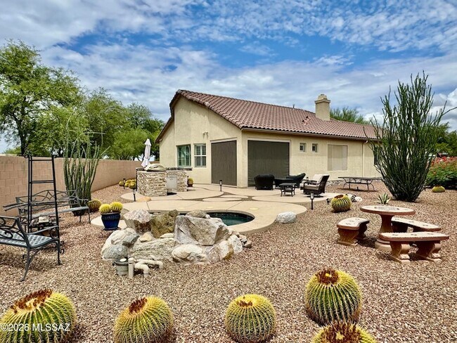 Photo - 909 W Leatherleaf Dr