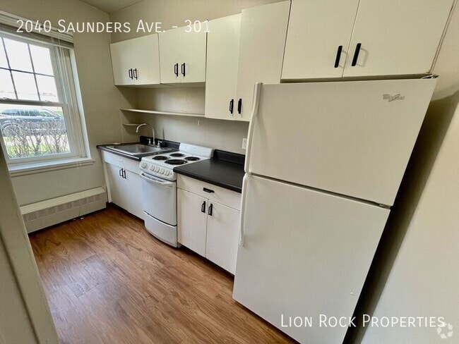 Building Photo - 2040 W Saunders Ave Unit 301 Rental