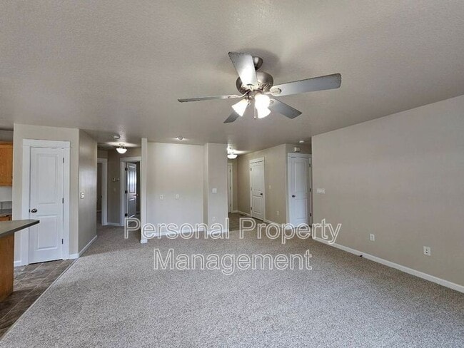 Photo - 11809 NE 26th Pl