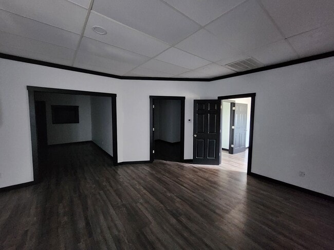 Photo - 1125 W 7th St