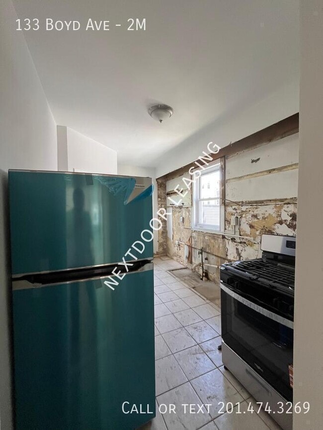 Building Photo - 133 Boyd Ave Unit 2M