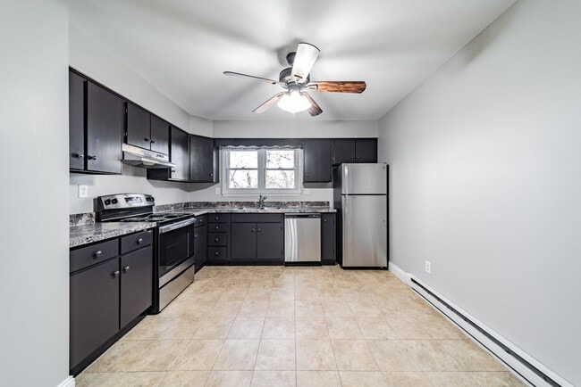 Maple Ridge Apartments