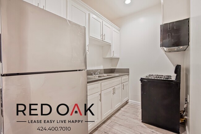 Photo - 1057 S Western Ave Unit 103