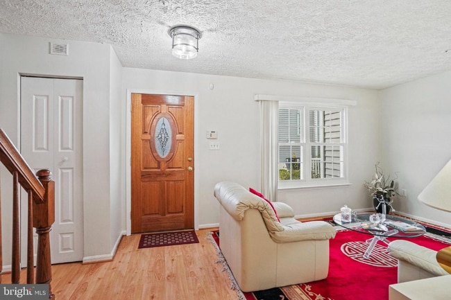 Building Photo - 16151 Brookmead Ct