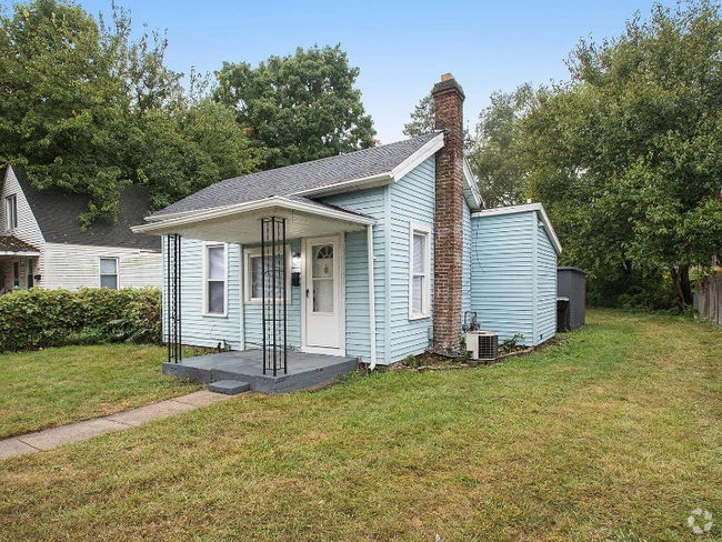 Building Photo - 1911 Clyde St Rental