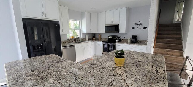 Photo - 7610 W Henry Ave