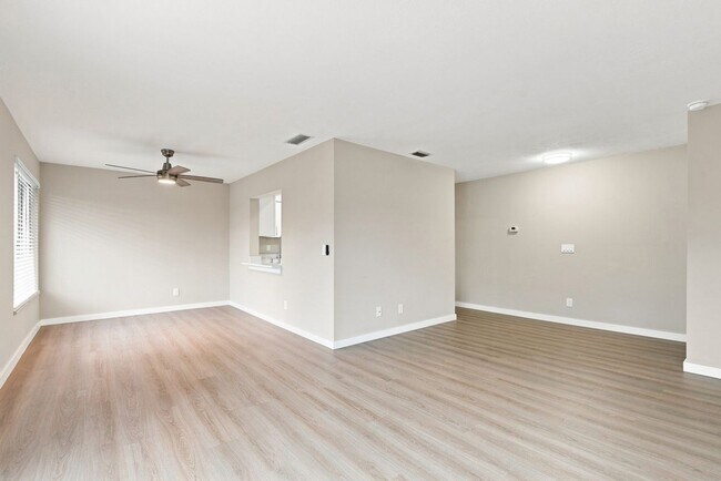 Photo - 1180 Carlton Ct